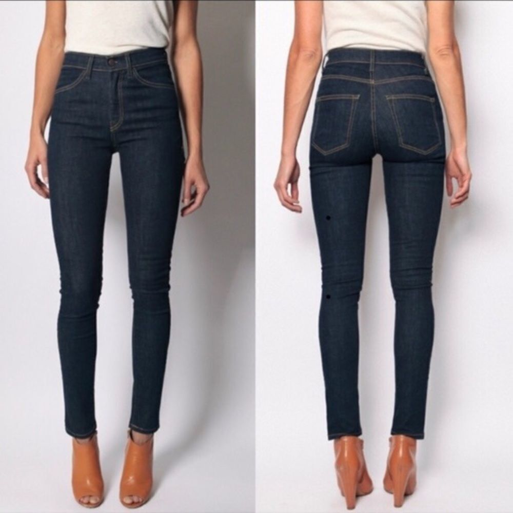Imogene + Willie Mid Rise Skinny Jessie Jeans